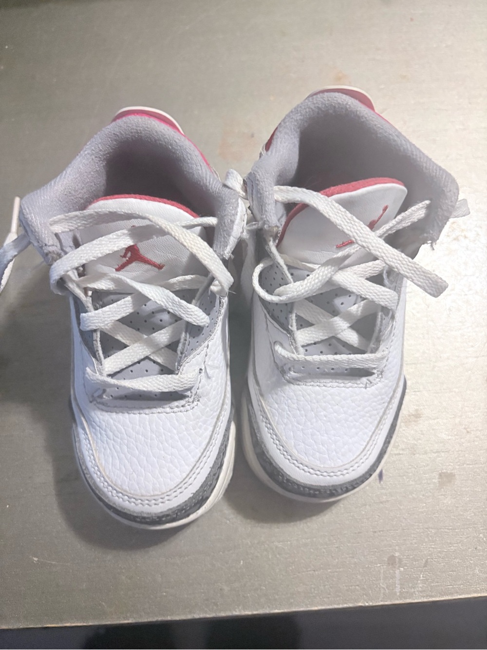 Jordan Toddler White & Pink Low-Top Sneakers